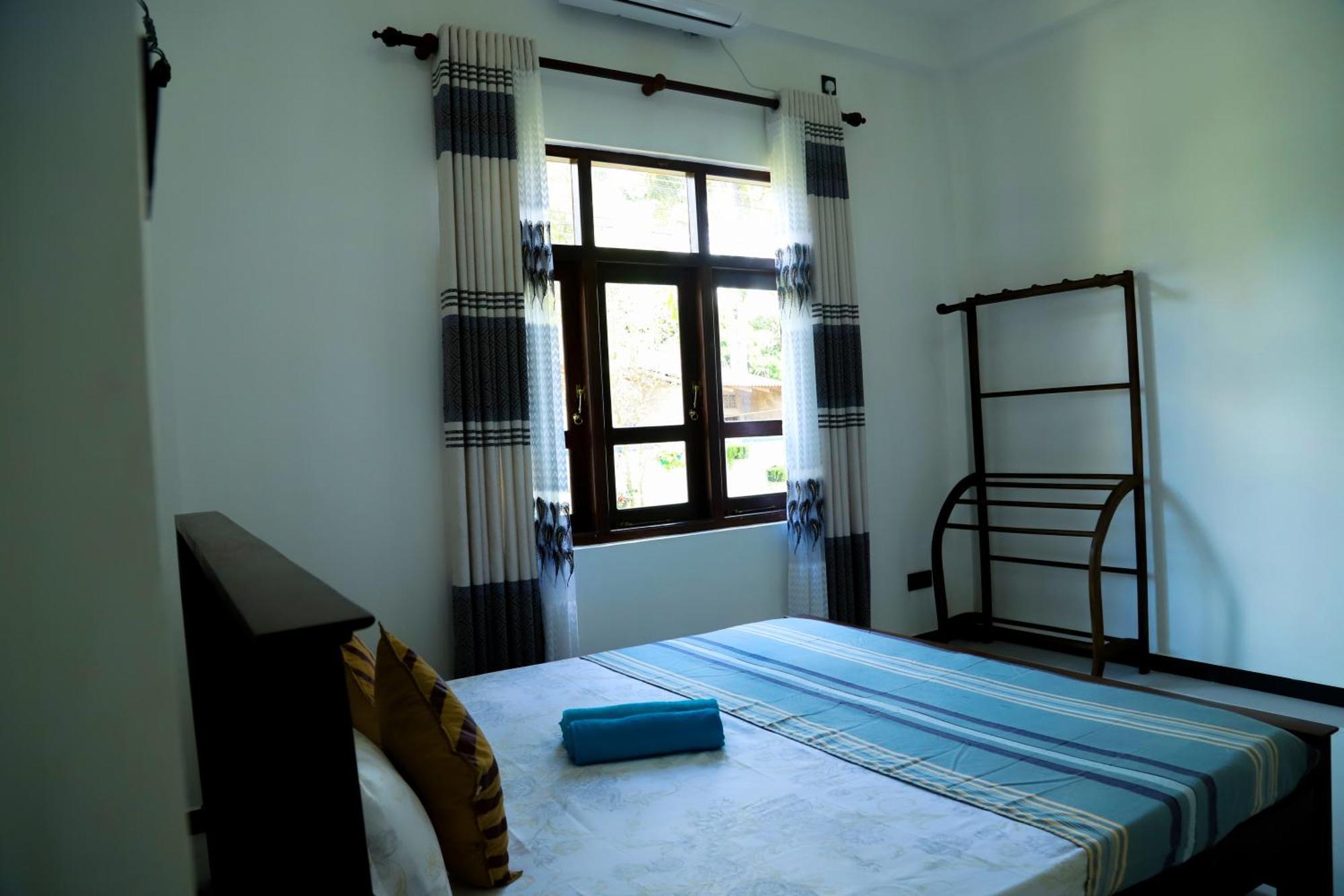 One 8 Mirissa Apartment Exterior photo